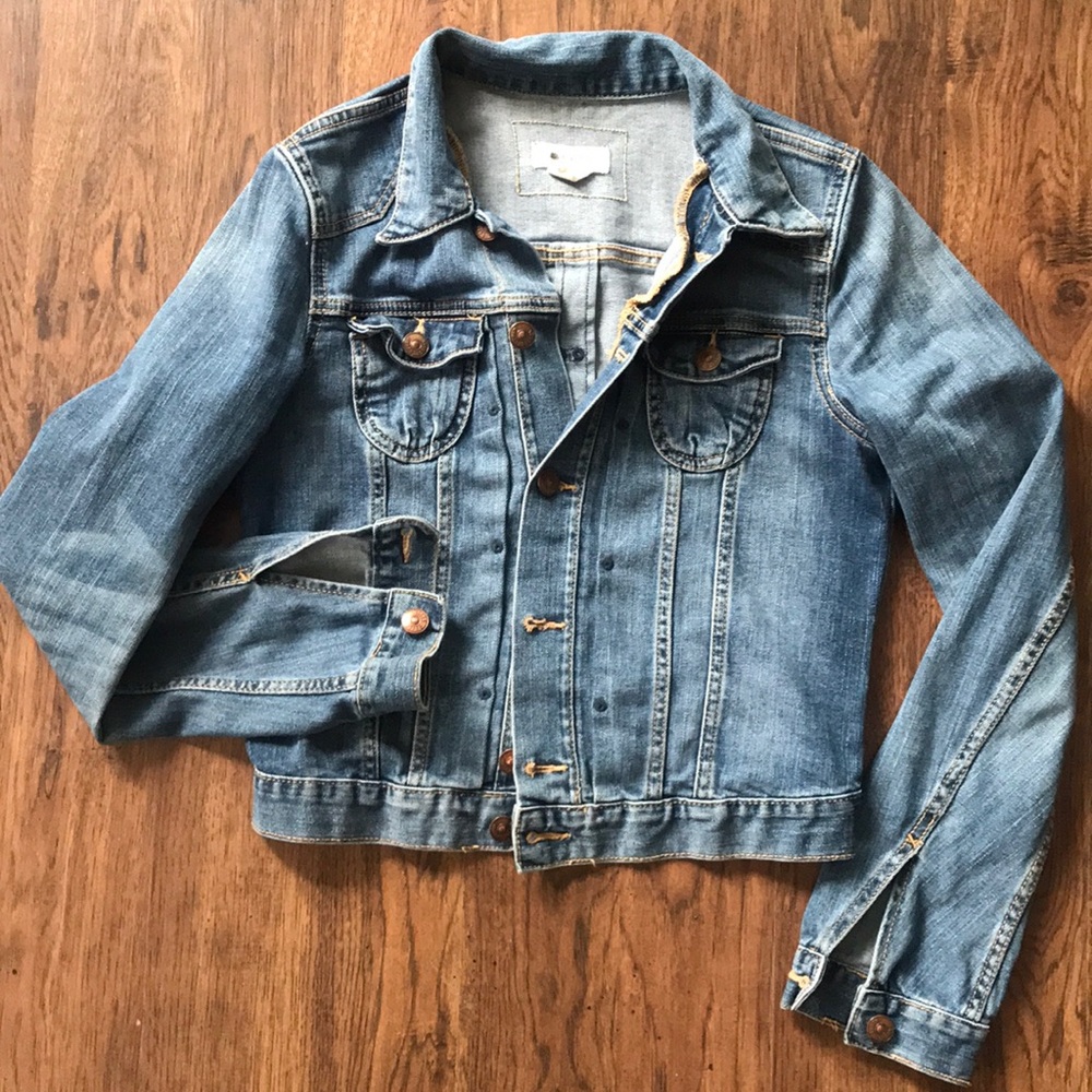 Skinny jean jacket